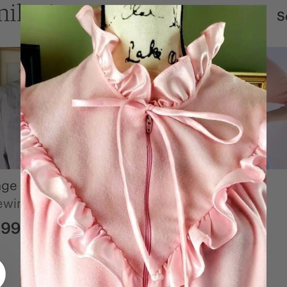 Vintage Carriage Court Long Pink Victorian Warm High Neckline Housecoat Robe - Picture 2 of 8